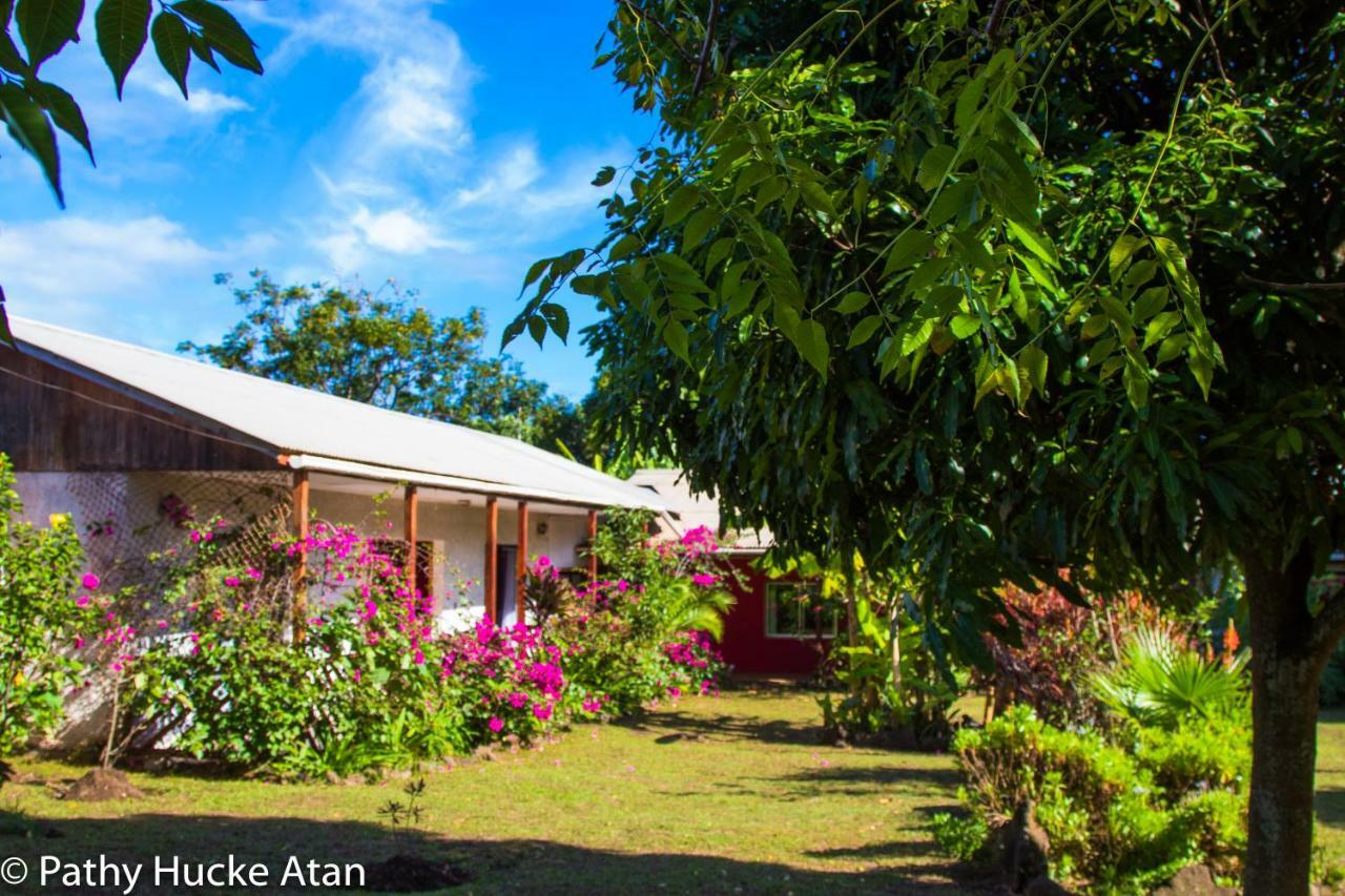 Kahina Lodge ハンガ・ロア エクステリア 写真